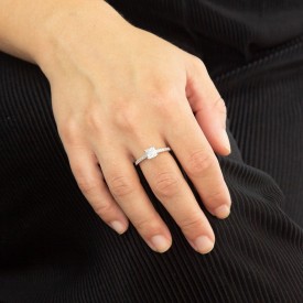 Luxusný strieborný prsteň zn. Diamonfire