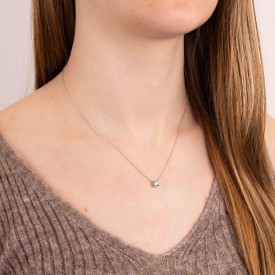 Strieborný náhrdelník Diamonfire