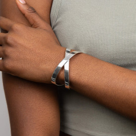 Strieborný náramok 