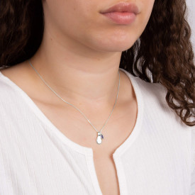 Strieborný náhrdelník s kameňom narodenia September