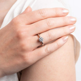 Strieborný zásnubný prsteň Diamonfire